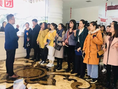 熱烈歡迎丨昌禾商學(xué)院，柔然彩虹隊(duì)光臨寧夏昌禾裝飾參觀學(xué)習(xí)！