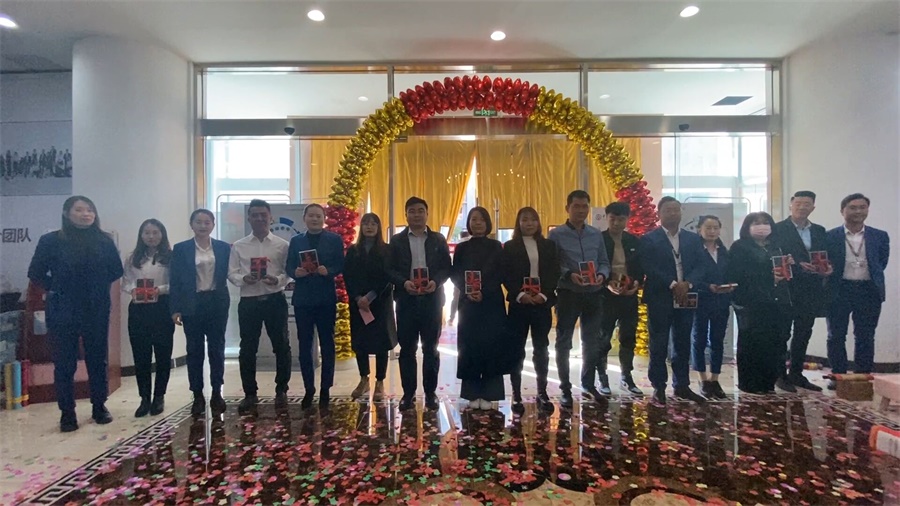 昌禾裝飾丨10月總結(jié)表彰暨11月活動(dòng)啟動(dòng)大會(huì)圓滿結(jié)束！一起領(lǐng)盲盒啦~